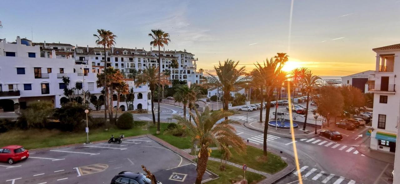 Puerto De La Duquesa Sea Views Appartement Manilva Buitenkant foto